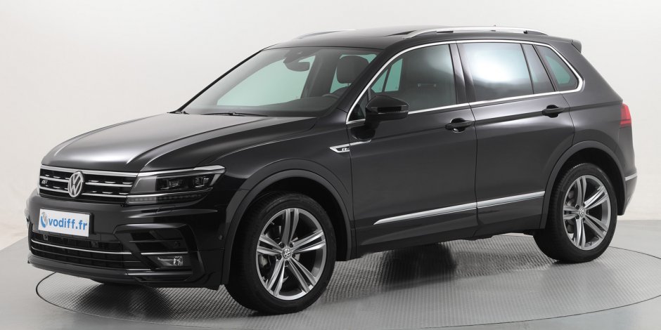 VOLKSWAGEN TIGUAN 2.0 TDI 150 CV 4-MOTION R-LINE DSG - Mod 2017 !! 3 570 km Origine !!