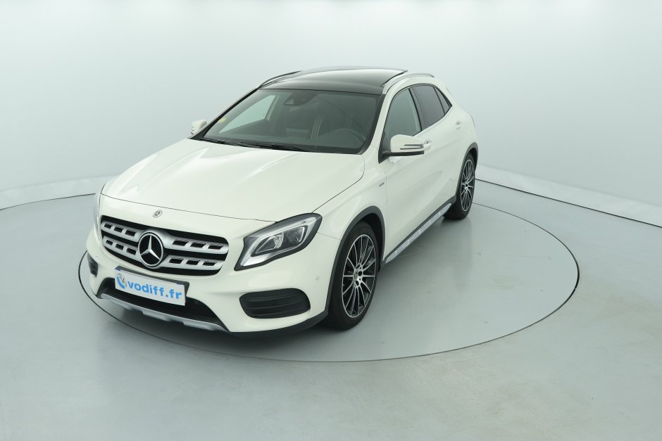 MERCEDES GLA 200d EDITION 136 CV 7G-TRONIC AMG STYLING