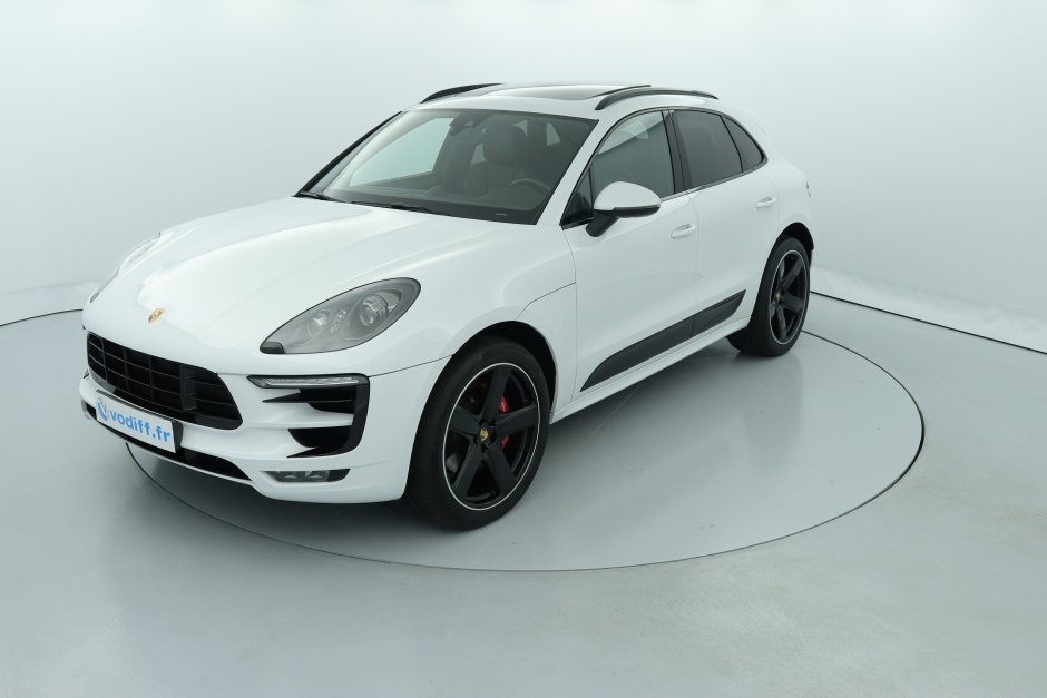 PORSCHE MACAN TURBO 400 CV PDK - Mod 2016 !!
