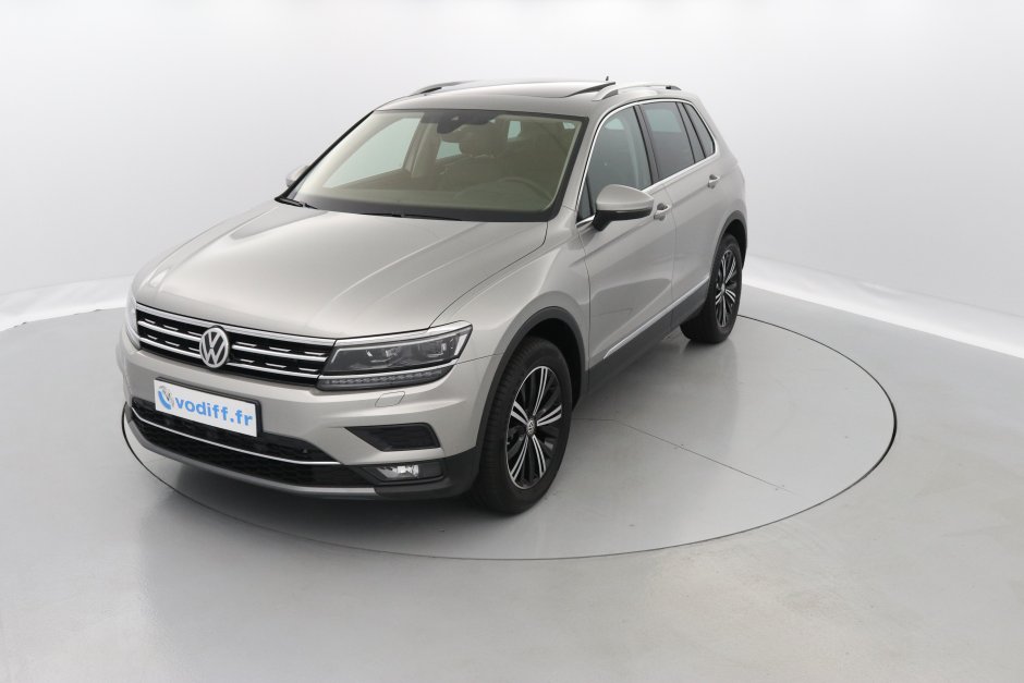 VOLKSWAGEN TIGUAN 2.0 TDI 190 CV 4-MOTION HIGHLINE DSG - 3680 kms !! 1ère Main !
