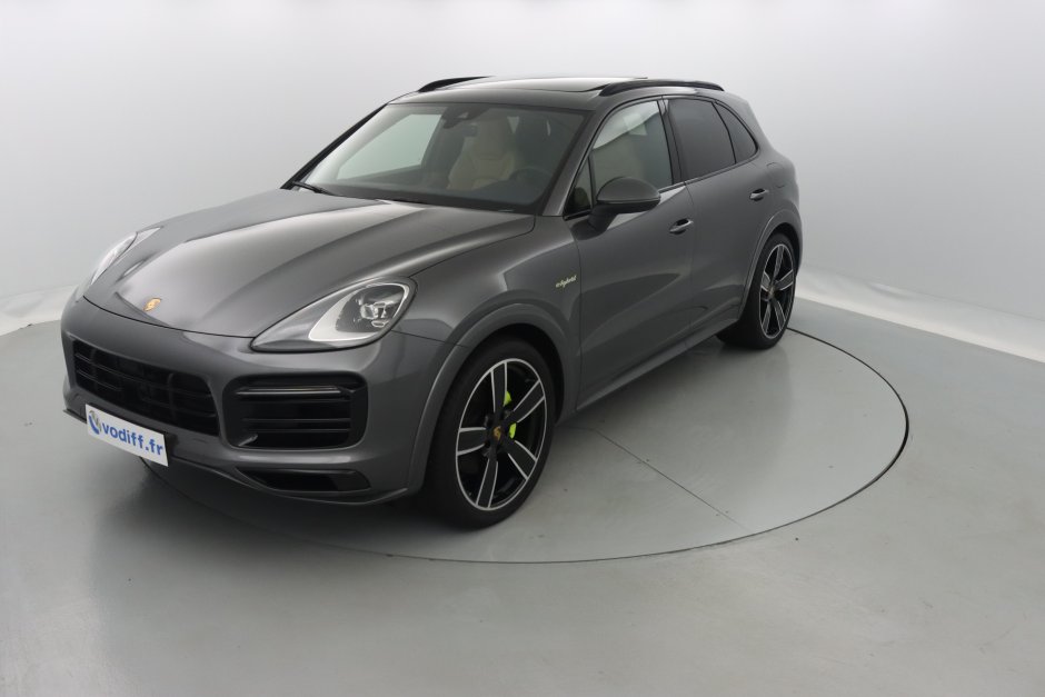 PORSCHE CAYENNE E-HYBRID 462 CV