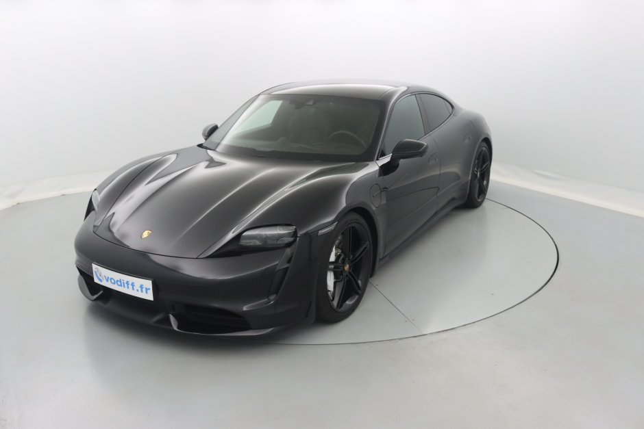 PORSCHE TAYCAN TURBO 680 CV - Neuf 190 025 euros