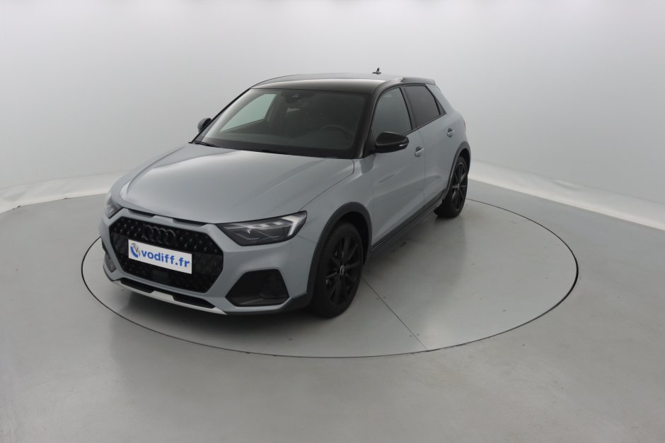AUDI A1 CITYCARVER 30 TFSI 110 CV S-TRONIC EDITION ONE - Neuf 39 000 euros 