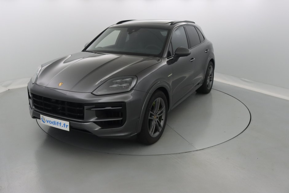 PORSCHE CAYENNE E-HYBRID 470 CV