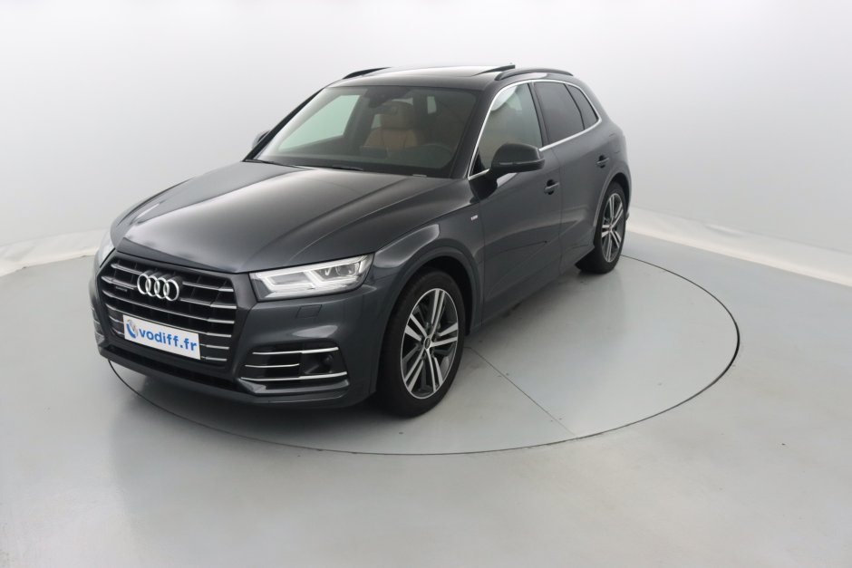 AUDI Q5 55 TFSI E HYBRID QUATTRO 367 CV S-LINE S-TRONIC - 1ère Main