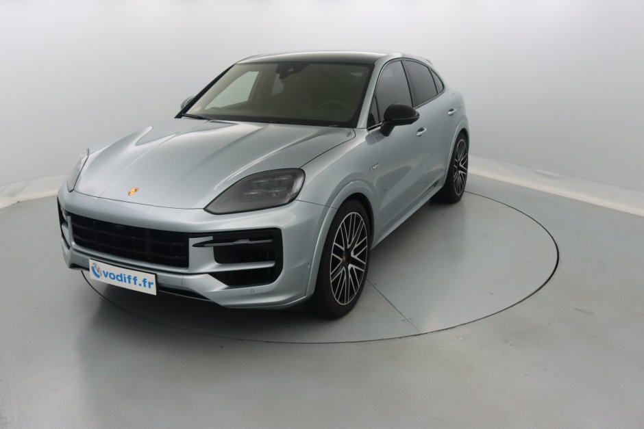 PORSCHE CAYENNE COUPE E-HYBRID 470 CV
