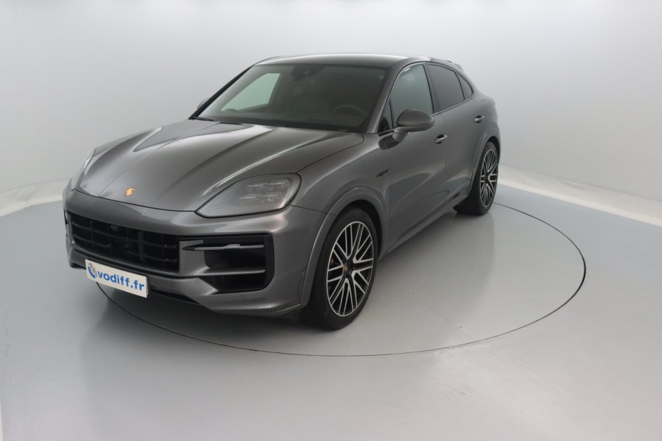 PORSCHE CAYENNE COUPE S E-HYBRID 519 CV