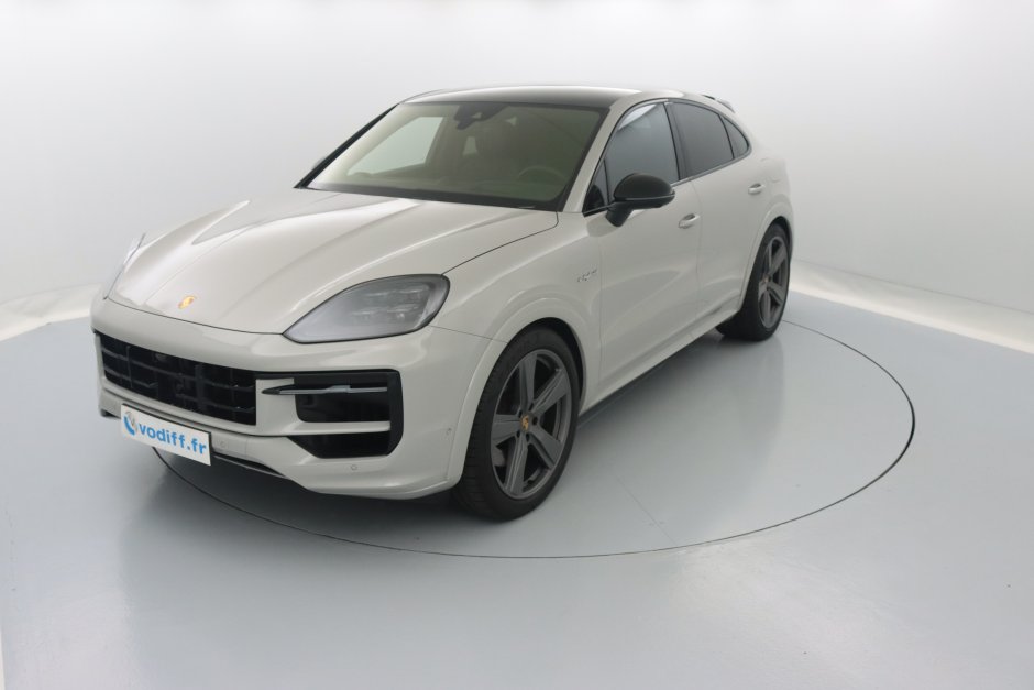 PORSCHE CAYENNE COUPE E-HYBRID 470 CV - 1ère Main - Neuf 172 500 euros 