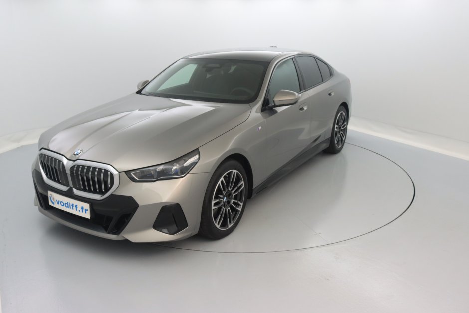 BMW 540d xDrive 303 CV BERLINE M SPORT - 1ère Main