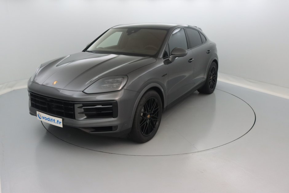 PORSCHE CAYENNE COUPE S E-HYBRID 519 CV - 1ère Main - Neuf 167 316 Euros