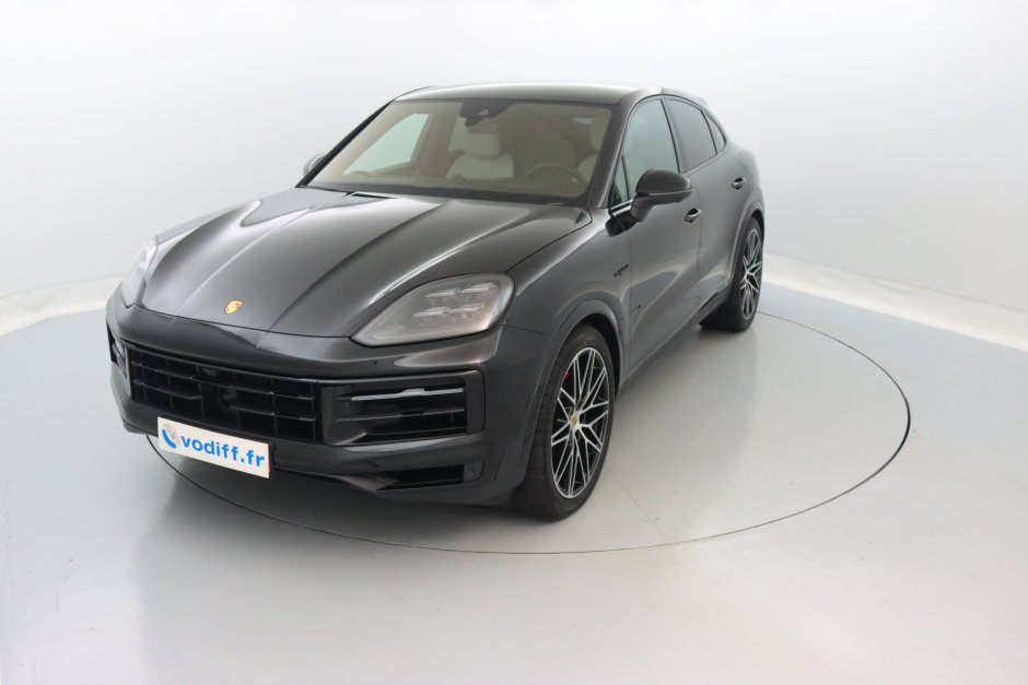 PORSCHE CAYENNE COUPE S E-HYBRID 519 CV