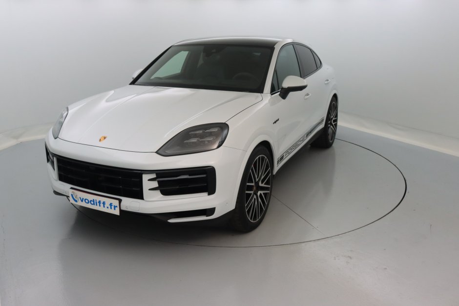 PORSCHE CAYENNE COUPE S E-HYBRID 519 CH