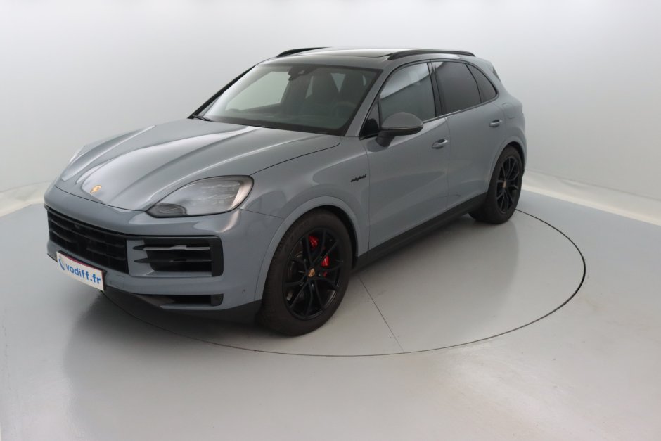 PORSCHE CAYENNE S E-HYBRID 519 CH