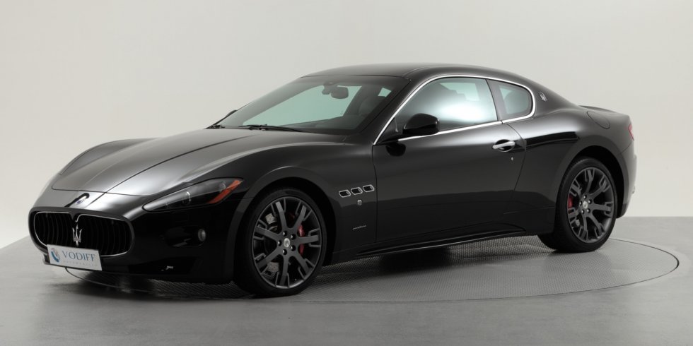 MASERATI GRANTURISMO 4.7 V8 BA 440 CV BVR