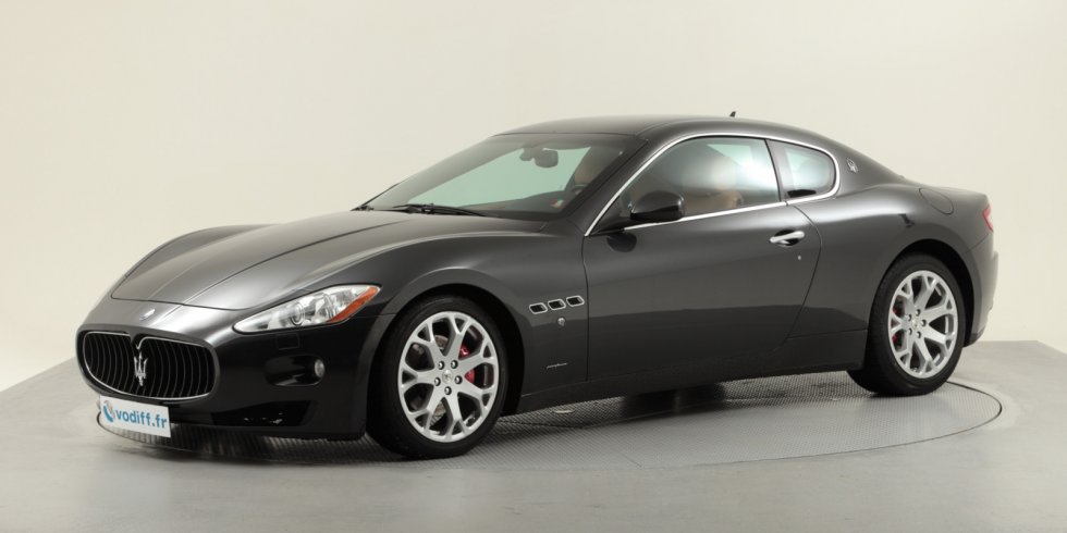 GRANTURISMO 4.2 V8 BA 405 CV 