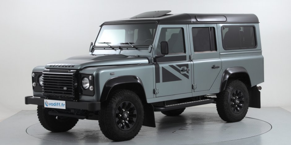 LAND ROVER DEFENDER SW 110 ( 7 Places ) 