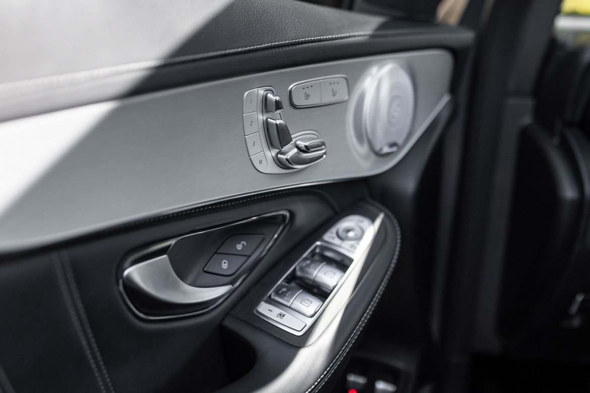MERCEDES GLC 63 AMG 4-MATIC 476 CH AMG SPEEDSHIFT 9G - photo 16