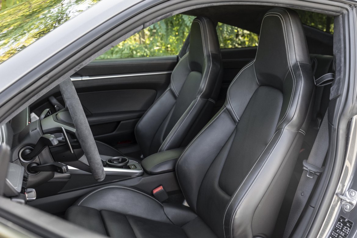 PORSCHE 992 3.8 L TURBO 580 CH PDK - photo 9