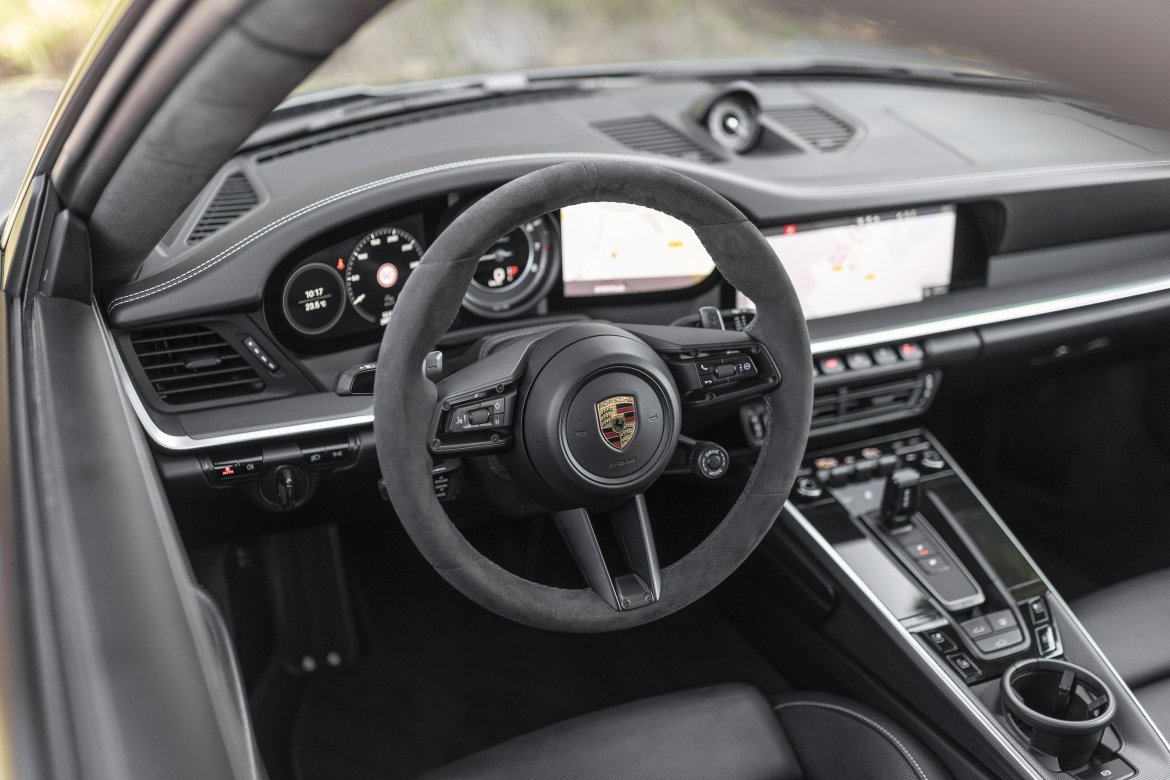 PORSCHE 992 3.8 L TURBO 580 CH PDK - photo 10