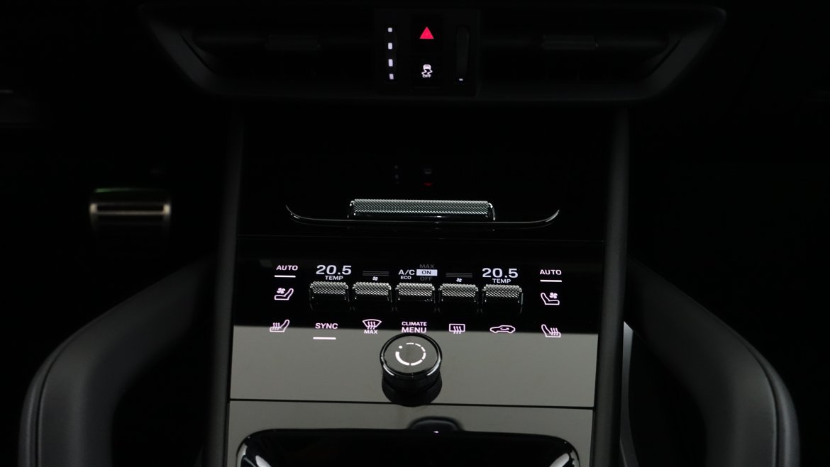 PORSCHE CAYENNE COUPE S E-HYBRID 519 CH - photo 15