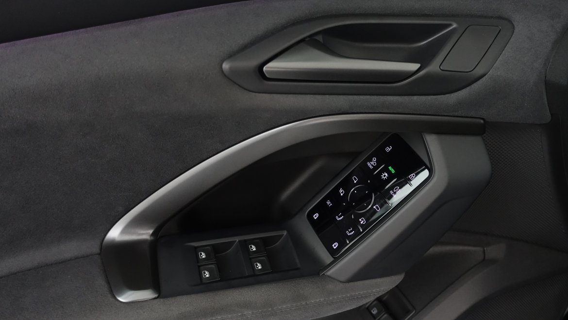 AUDI Q5 E-HYBRID QUATTRO EDITION ONE S-LINE S-TRONIC 299 CH - photo 16