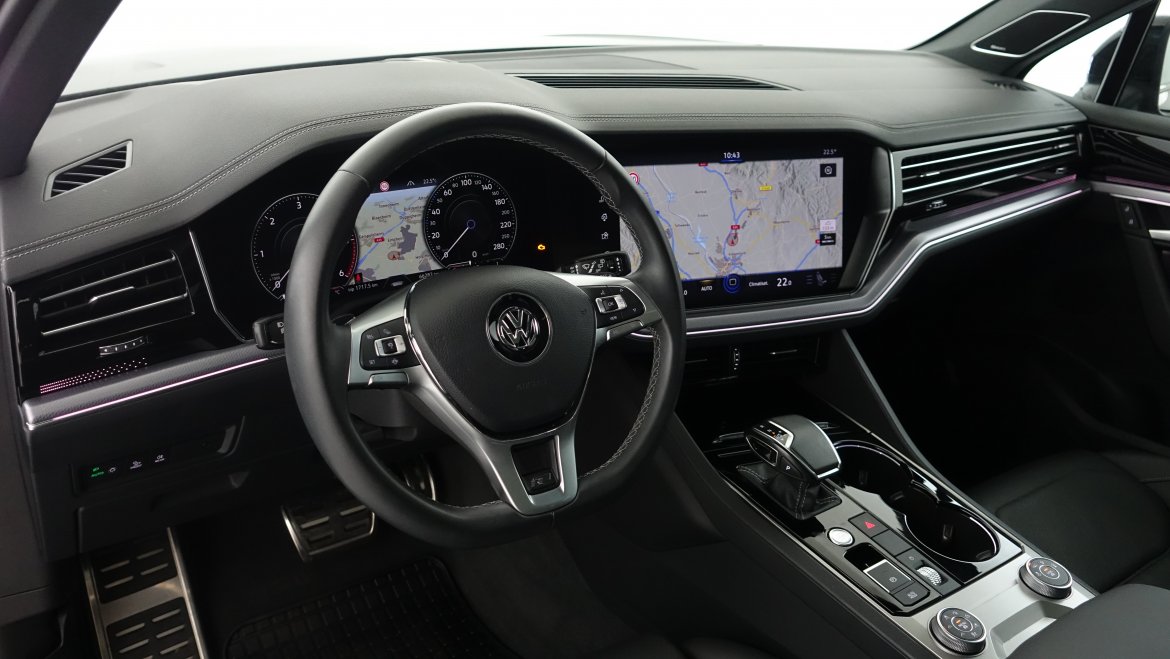 VOLKSWAGEN TOUAREG V6 TDI 231 CH R-LINE TIPTRONIC - photo 11