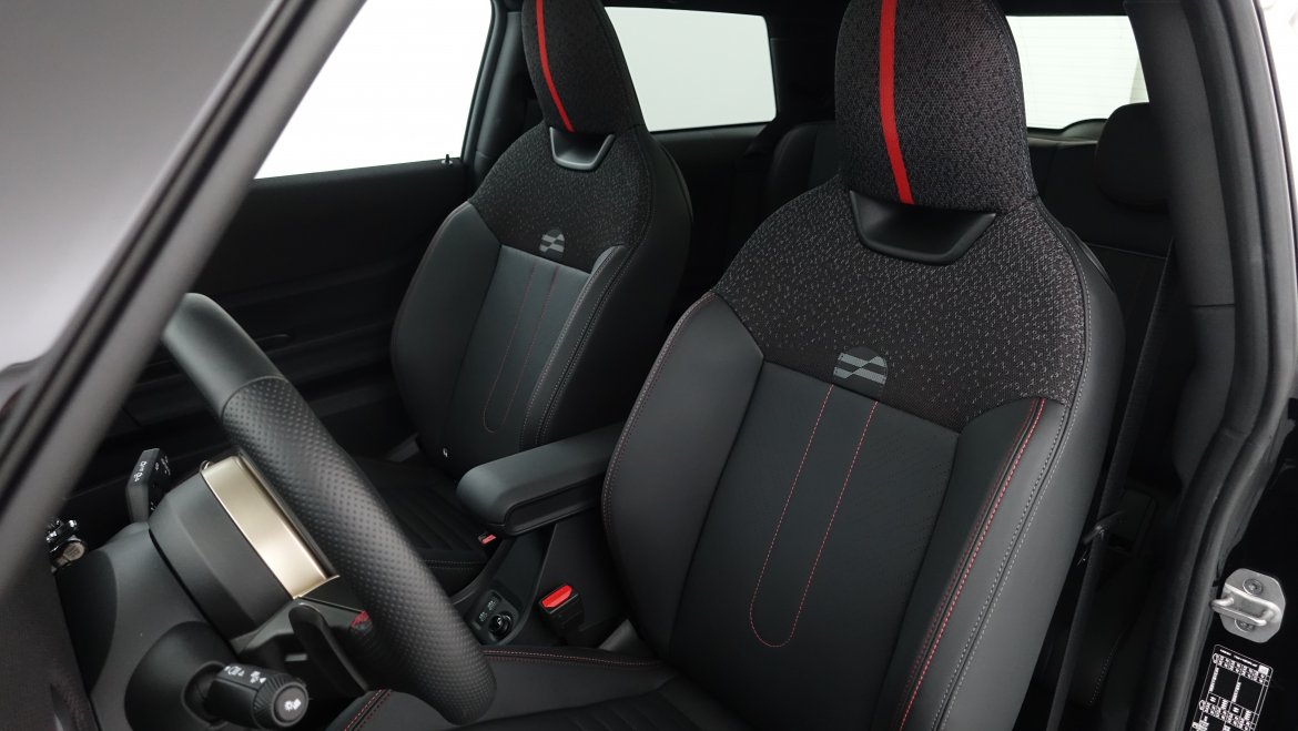 MINI COOPER C 156 CH JCW - photo 18