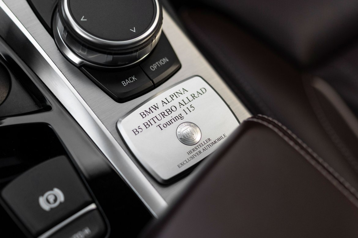  ALPINA B5 TOURING 608 CH  - photo 16