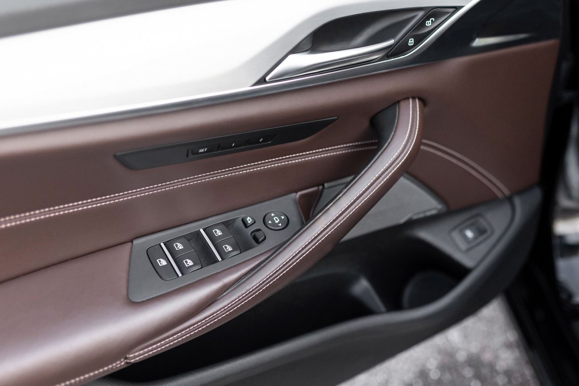 ALPINA B5 TOURING 608 CH  - photo 18